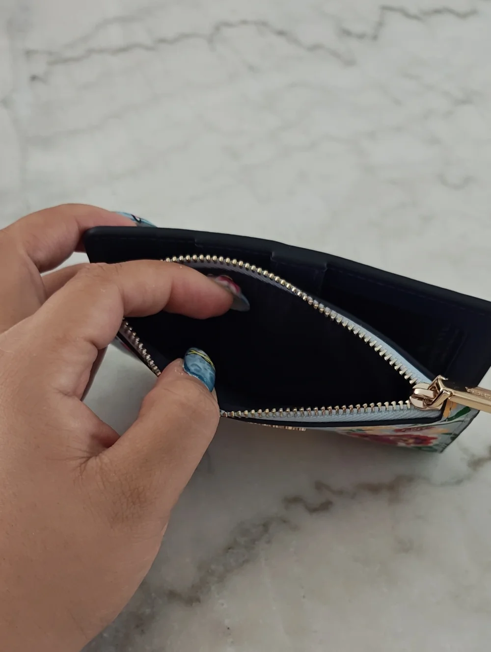 Kate Spade Dragon Print Slim Wallet! - Lightly Used